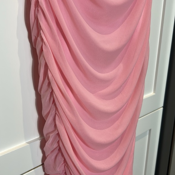 PRETTY GARDEN Off The Shoulder Ruched Bodycon Dresses Sleeveless Midi Dress - Picture 7 of 13